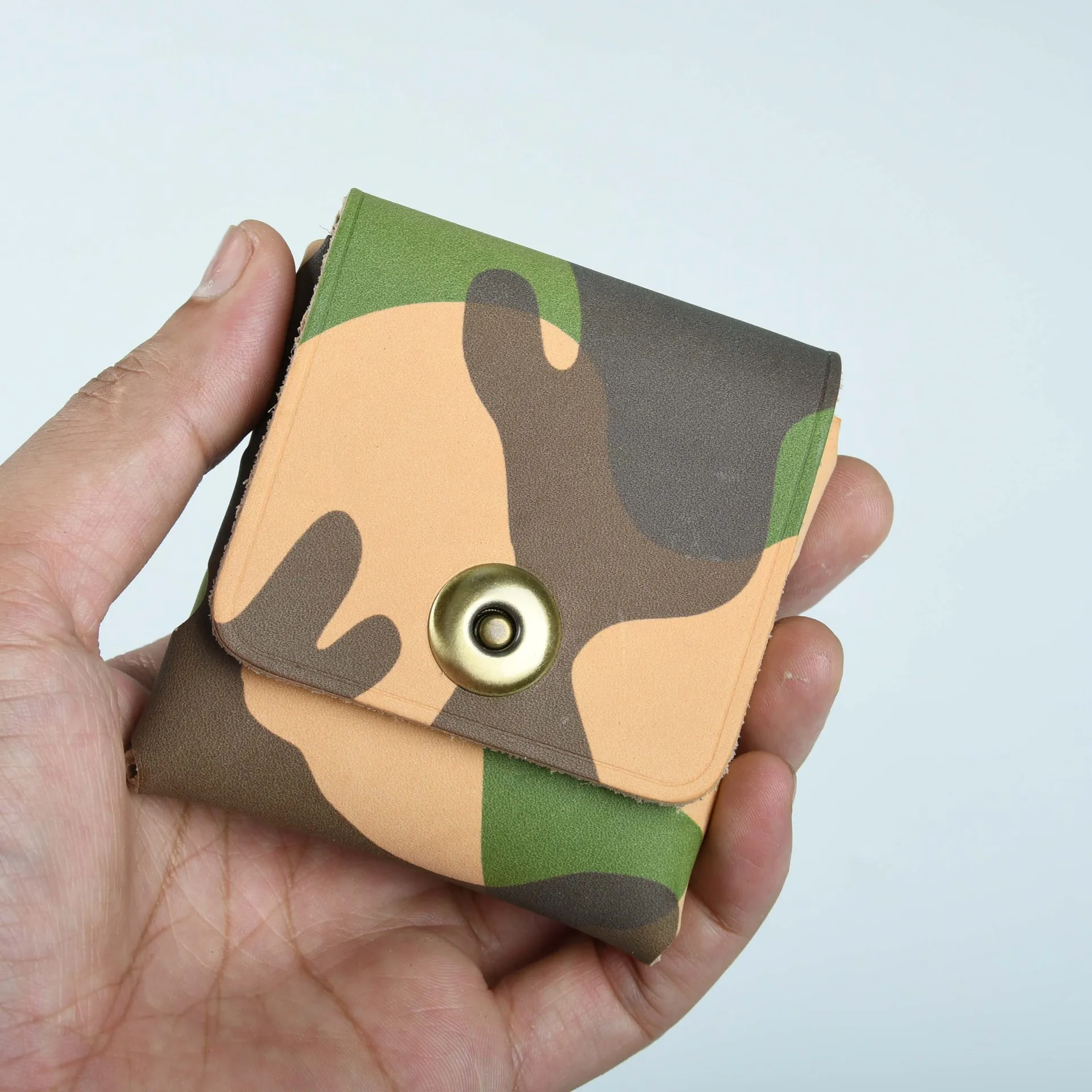 محفظة صغيرة للعملات المعدنية، مشبك مموه، حقيبة تخزين لسماعات الأذن، حقيبة تغيير غير رسمية من الجلد المدبوغ بالخضروات للاستخدام اليومي