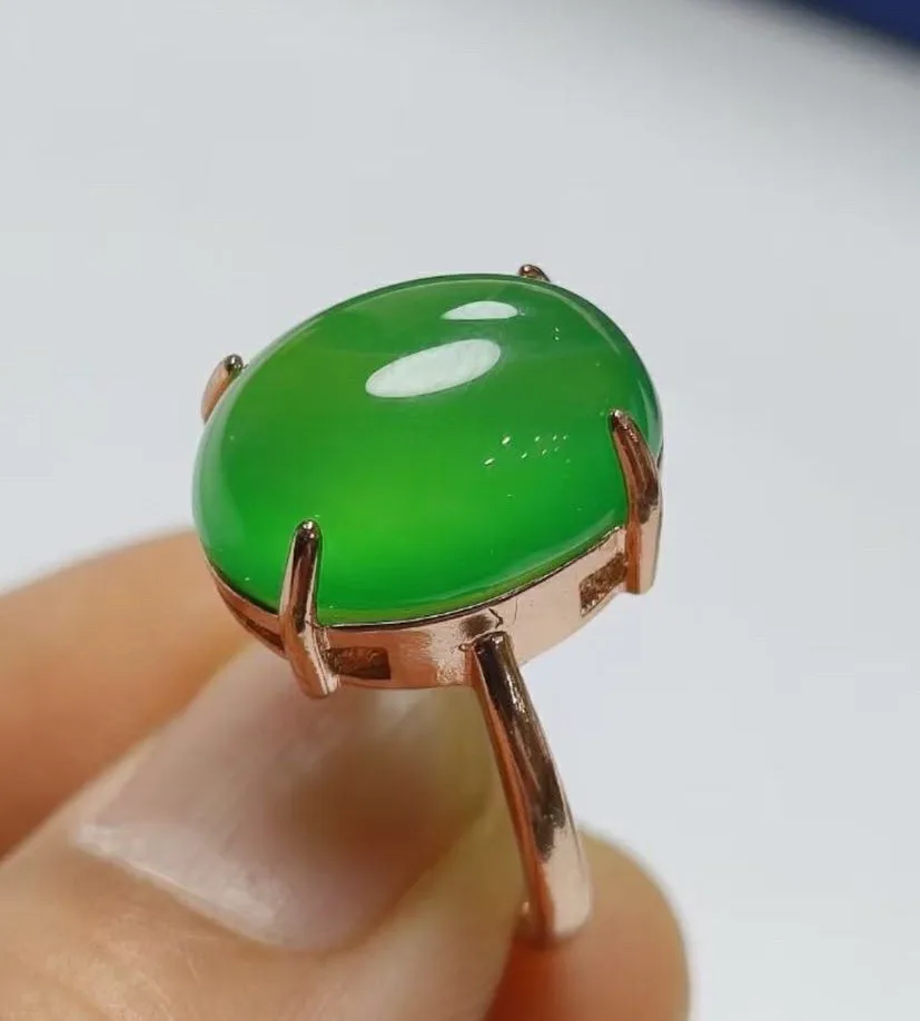 Wholesale Fashion Ice Type Emperor Green Jadeite Inlaid Exquisite Women\'s Ring