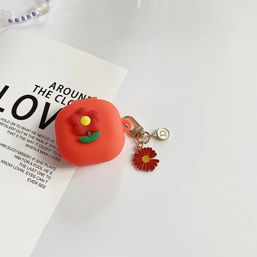 Fashion Daisy Flower Case for Anker Soundcore Liberty 3 Pro Case Cute Silicone Earphone Cover with Keychain Accessory Box