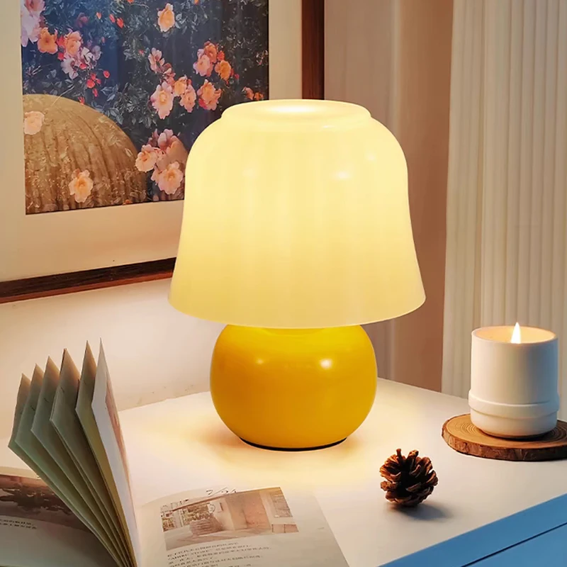 New Mushroom Table Lamp Home Living Room Decorative Bedside Lamp Modern Simple Table Lamp Design Exquisite Table Lamp