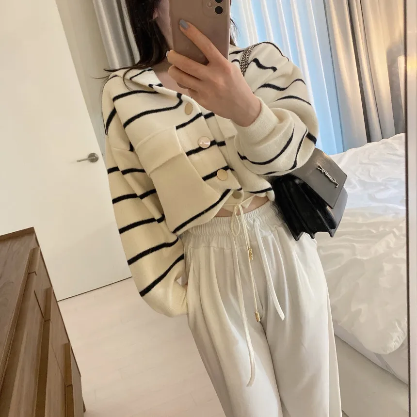 Loose Women's Knitted Cardigan Coat with Big Pockets Striped Splicing Drawstring Hem Single Buttoned Open Front Sweater