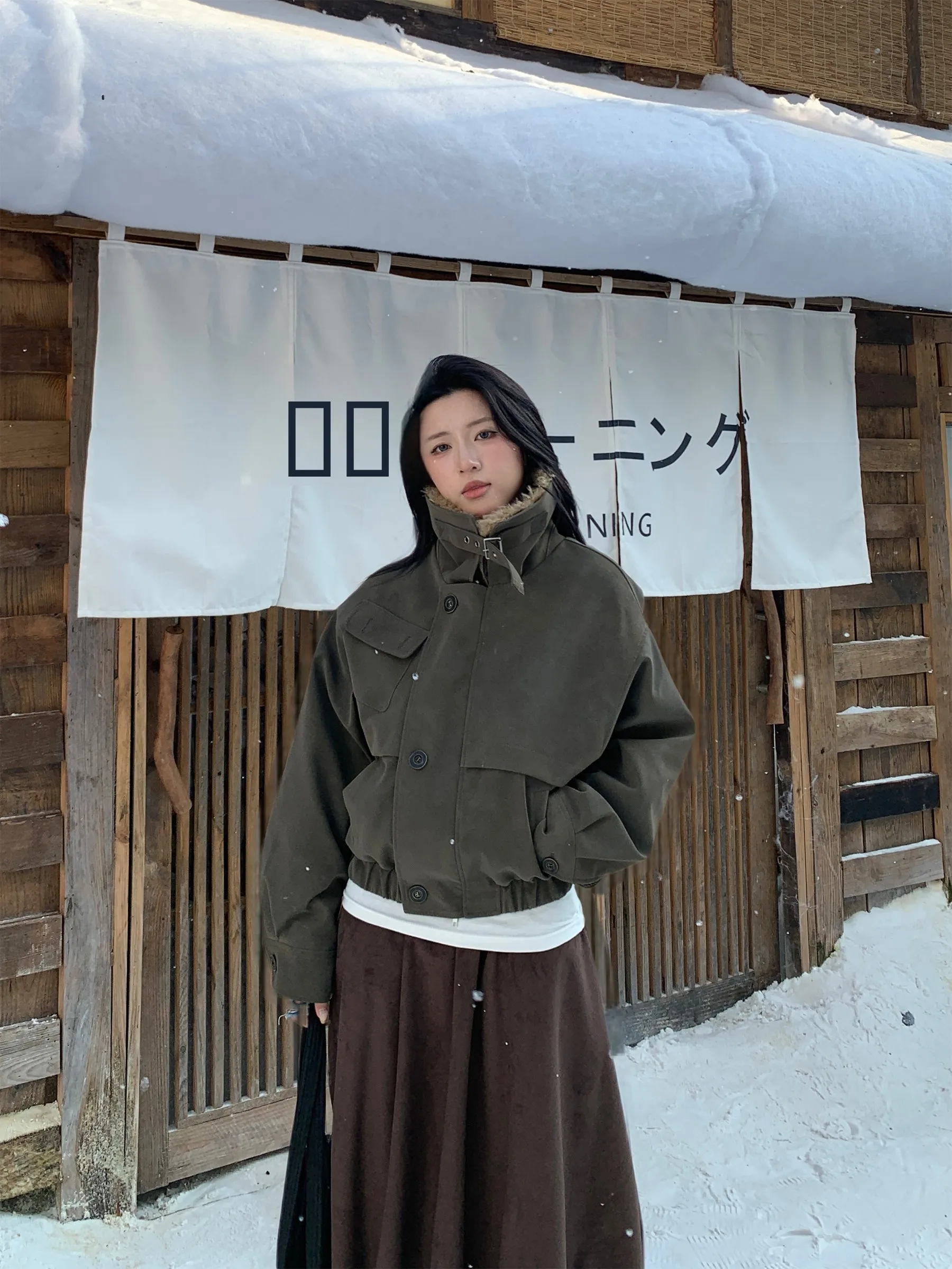 Casaco Feminino Vintage de Couro PU com Gola de Pele Removível, Estilo Workwear, Acolchoado em Algodão, Agasalho de Inverno da Muziyang