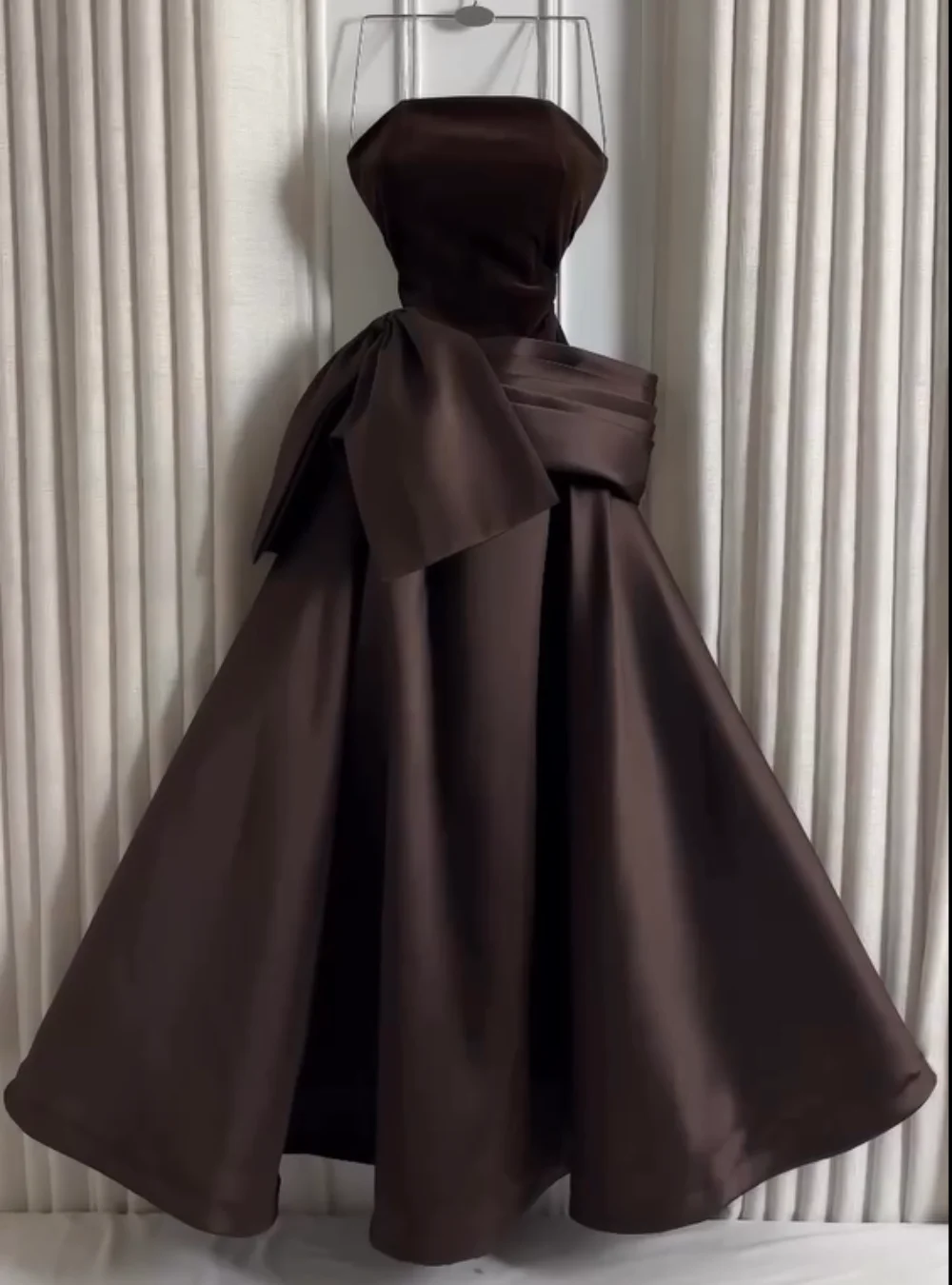 

Customized Formal Charmeuse Pleat A-line Strapless Long Quinceanera Evening Dresses Fashion High Quality