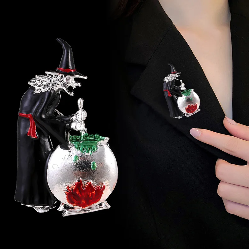 Halloween witch brooch Christmas night horror ghost wizard hole pumpkin head brooch drop oil accessory pin