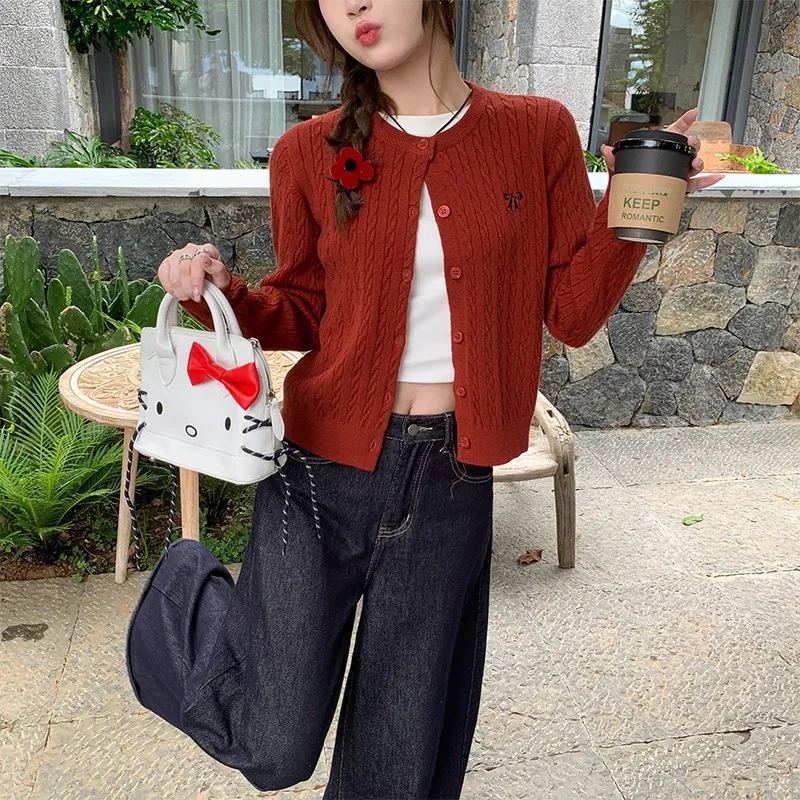 

Красный вязаный открытый кардиган, женский топ высокого класса, ранняя осень 2024, новинка Sle Sweet Sle, студенческая версия, длинный свек, круглый Ne