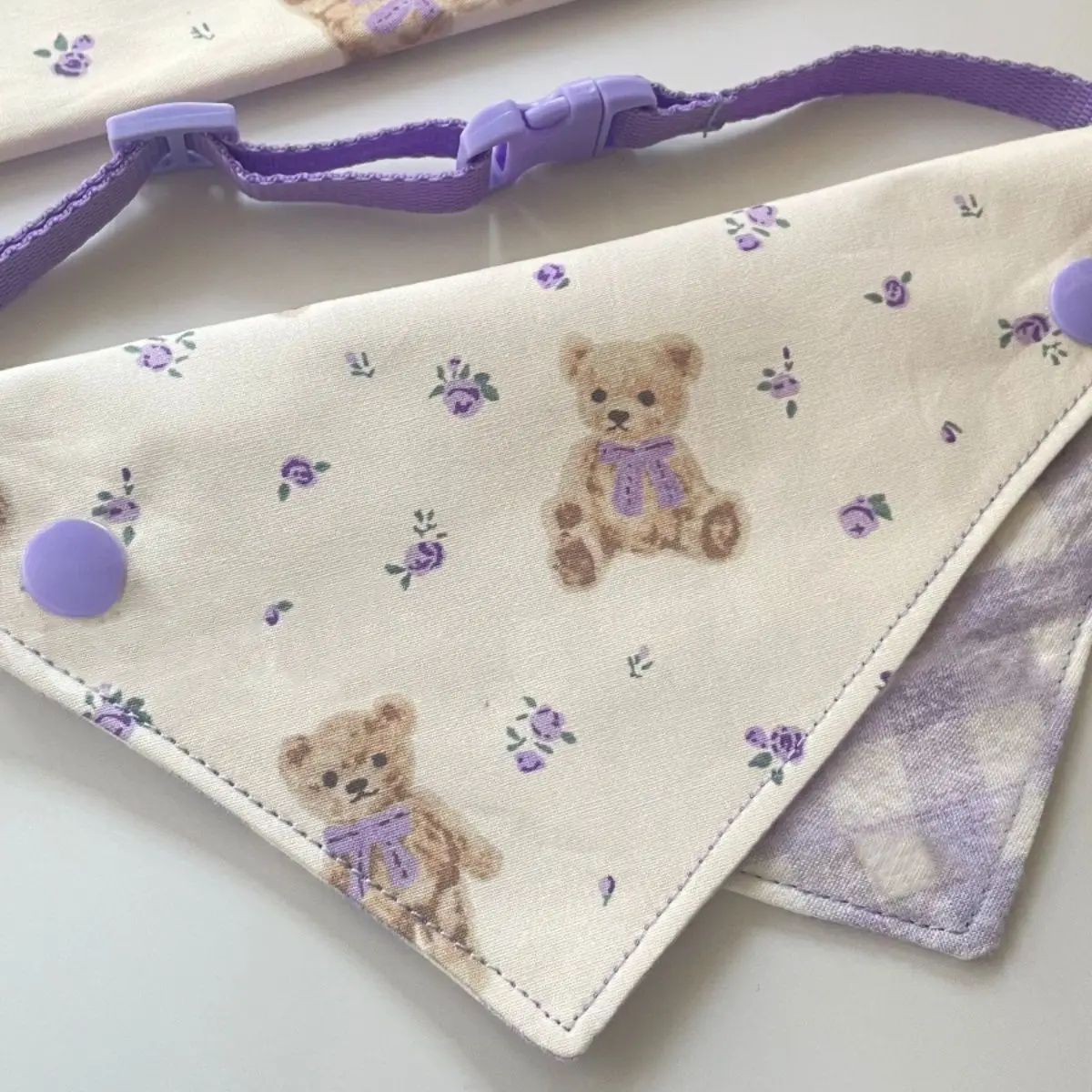 Pet Drool Bib Cute Plaid Teddy Bear Lavender Triangle Bib Cat Bib INS Cute Teddy Bear Scarf Pet Decoration Dog Accessories