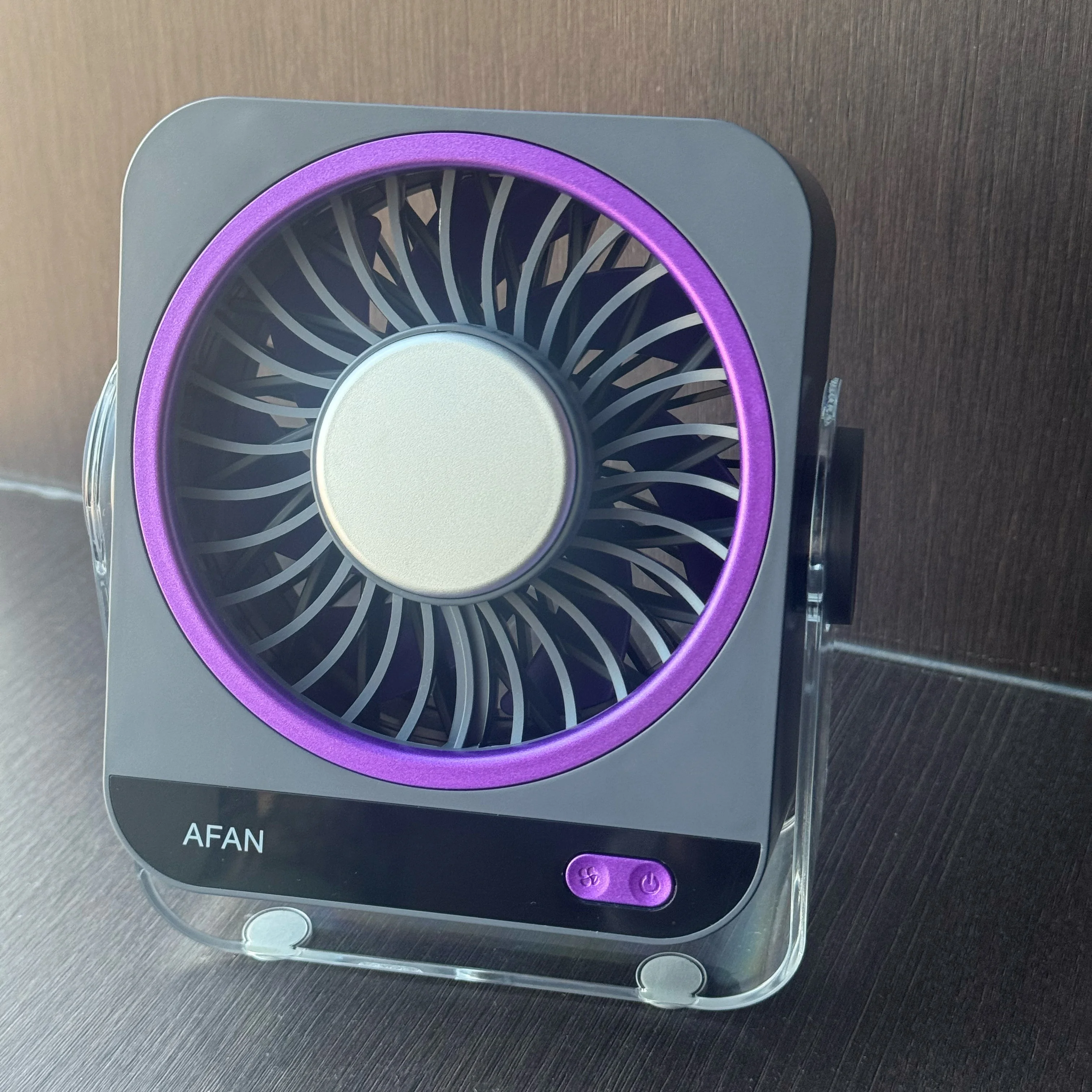 

Новый портативный настольный вентилятор 2026 года, перезаряжаемый через USB, маленький персональный охлаждающий вентилятор, ультратихий, 180° ° Настенный вентилятор с регулировкой наклона