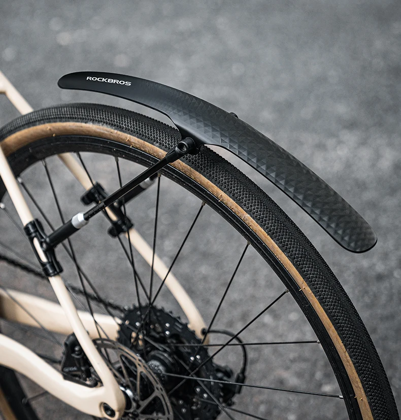 ROCKBROS Fahrrad-Schutzblech aus PP-Weichplastik, robust und widerstandsfähig, geeignet für Straßenfahrräder, Fahrradzubehör. – Detail 1