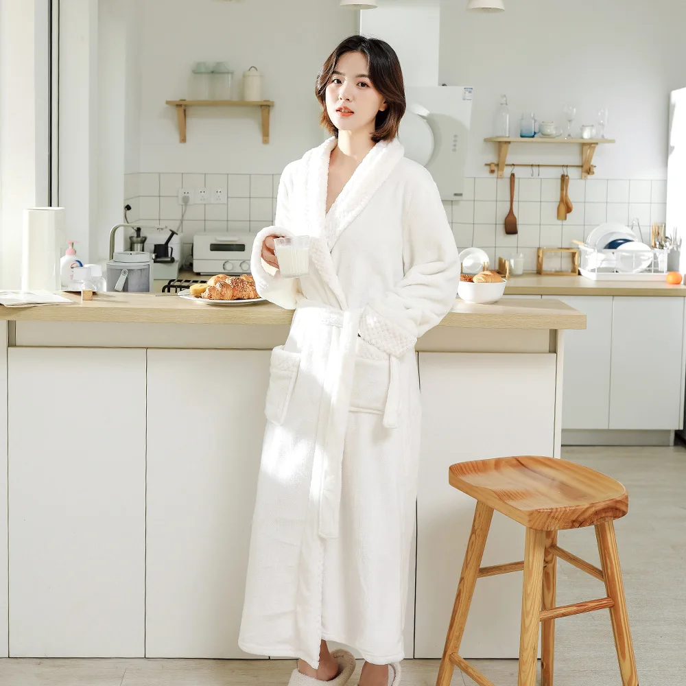 

Fashion Female Coral Velvet Bathrobe Nightgown Lounge Homewear Autumn Winter New Flannel Warm Robe Thicken Nightwear Sleepwear