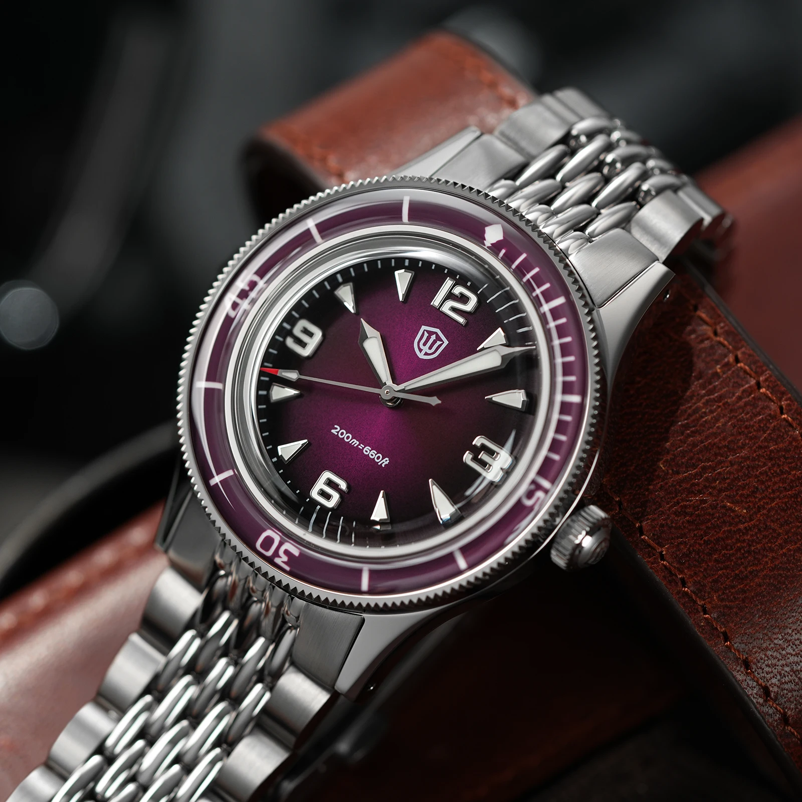 Watchdives 38mm Dive Watch for Men VH31 Sweep Seconds Quartz Movement Bubble Sapphire Waterproof 300m Luminous Watches WD50Q