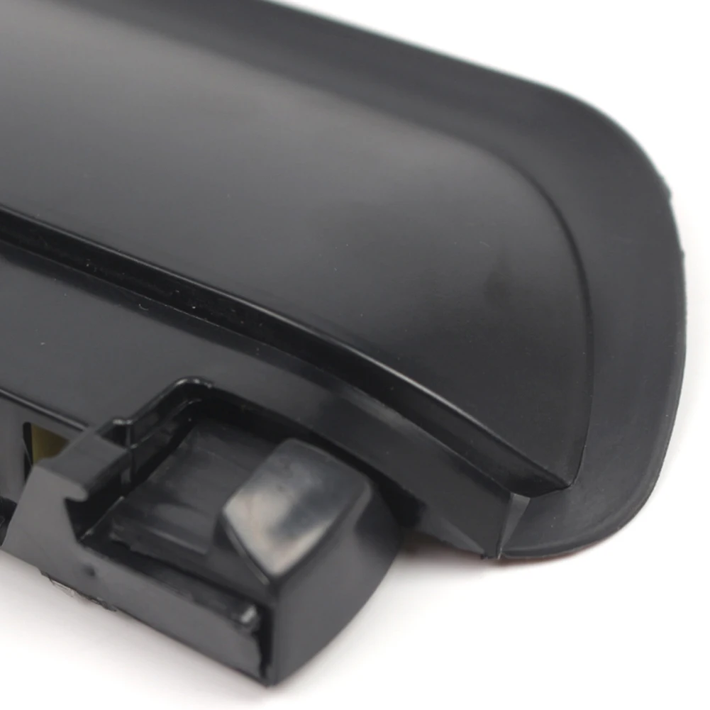 車両リアメンテナンス E92 E90 ストップランプ車のハイブレーキライトテールライト ABS 材料製非変形構造