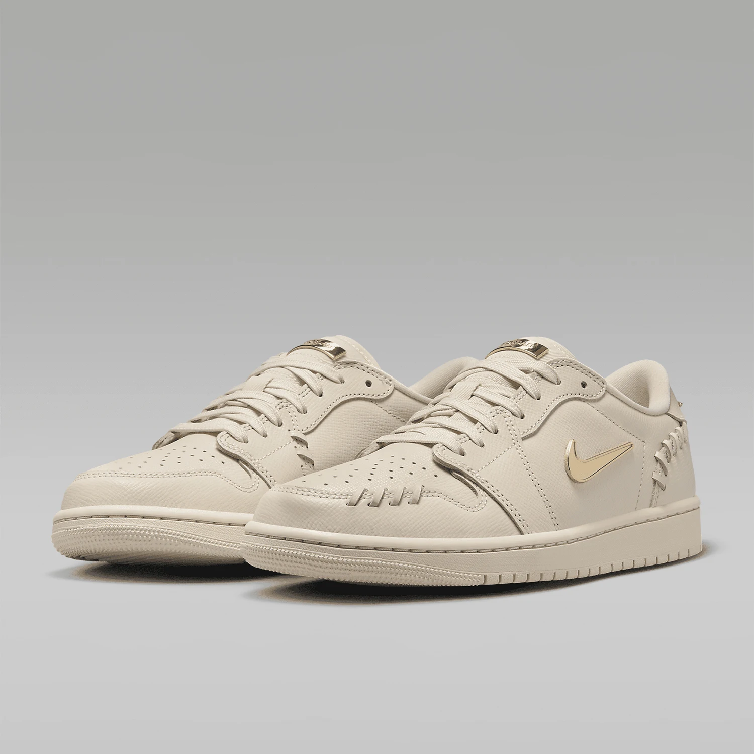 

Nike genuine Air Jordan 1 MM Low Women's Gold Hook Sneakers FN5032-200