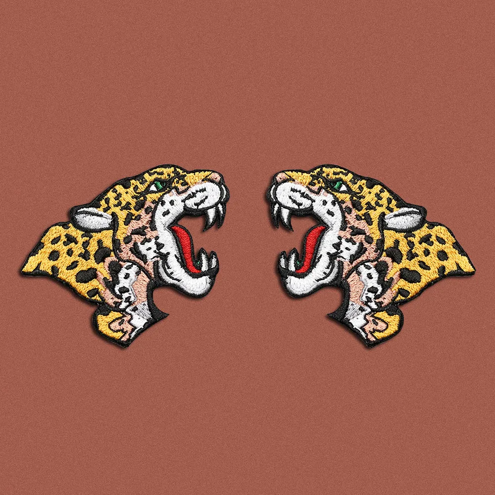 1 Piece , Roaring Cheetah Head Symmetrical Sticker for Clothing Iron on Patch Animal Badge DIY Accessories