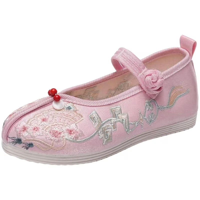 Girl's New Flat Sole Embroidered Cloth Shoes Ethnic Style Soft Sole Non Slip Shallow Buckle Strap Hanfu Shoes Performance Shoes