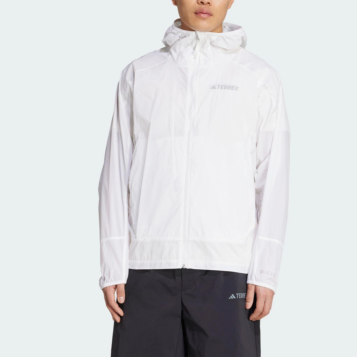 Męska kurtka wiatrówka Adidas 2025 z kapturem, chroniąca przed słońcem, do aktywności na świeżym powietrzu, model JD3506