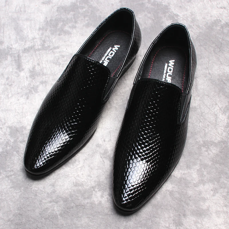 

HKDQ Brand Pointed Toe Loafer Men Genuine Leather Shoes For Male Italy Oxfords Fashion New Luxury Dress Shoe Snake Pattern Black