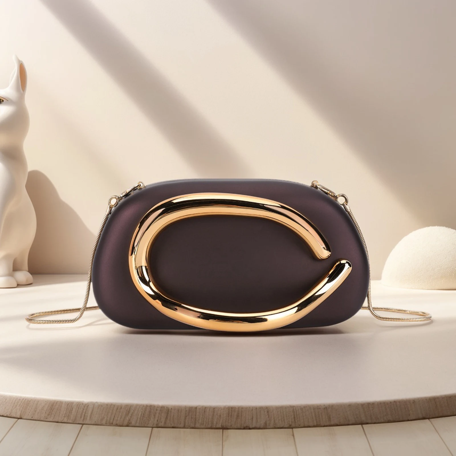 

Women All-Match Shoulder Bag with Chain Vintage Crossbody Bag Versatile Sling Bag Shopping Travel Party Phone Bag