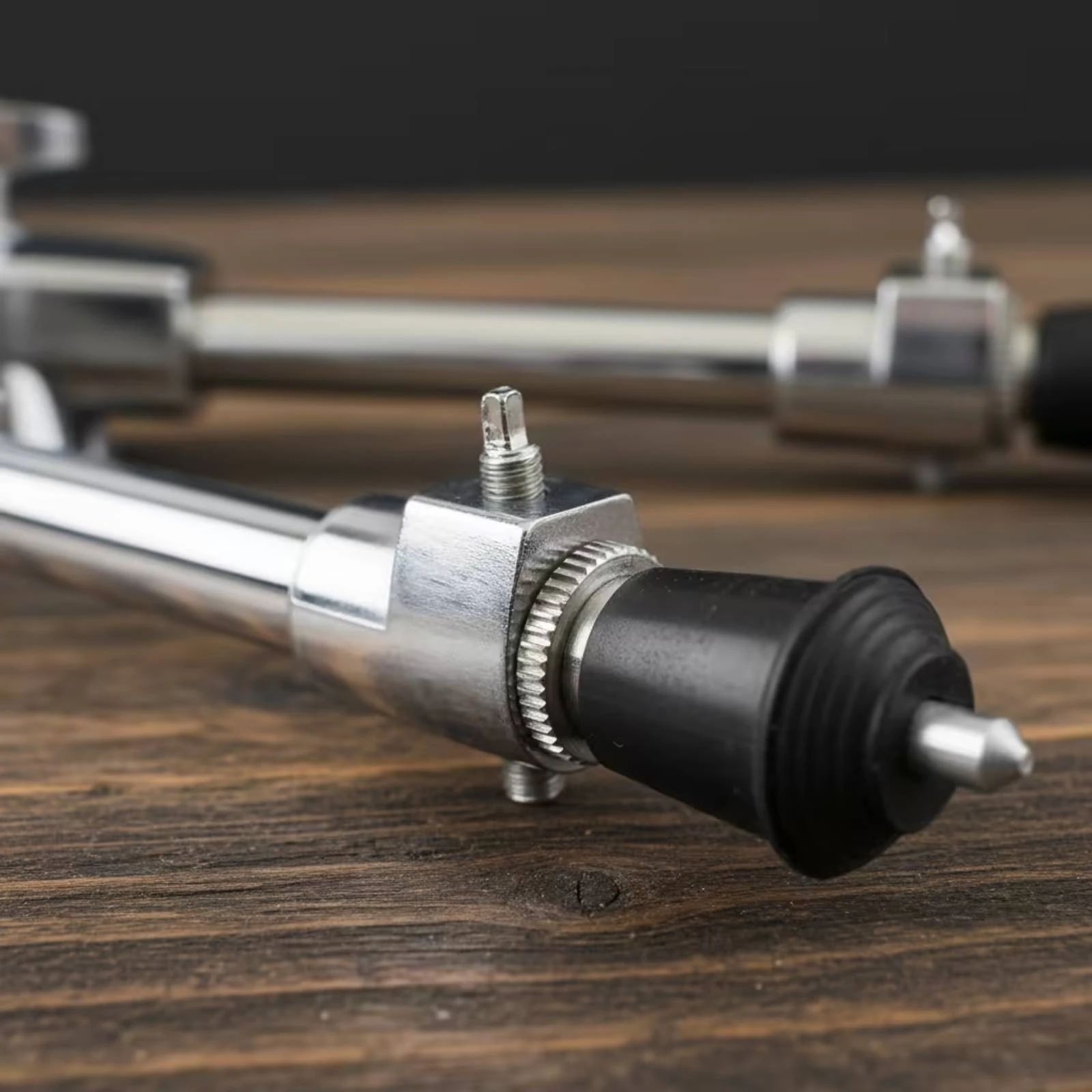 Bass Drum Legs Telescopic Bass Drum Spurs Hardware Adjustable Electroplated for Drummers, Rehearsal Rooms, Home Studios