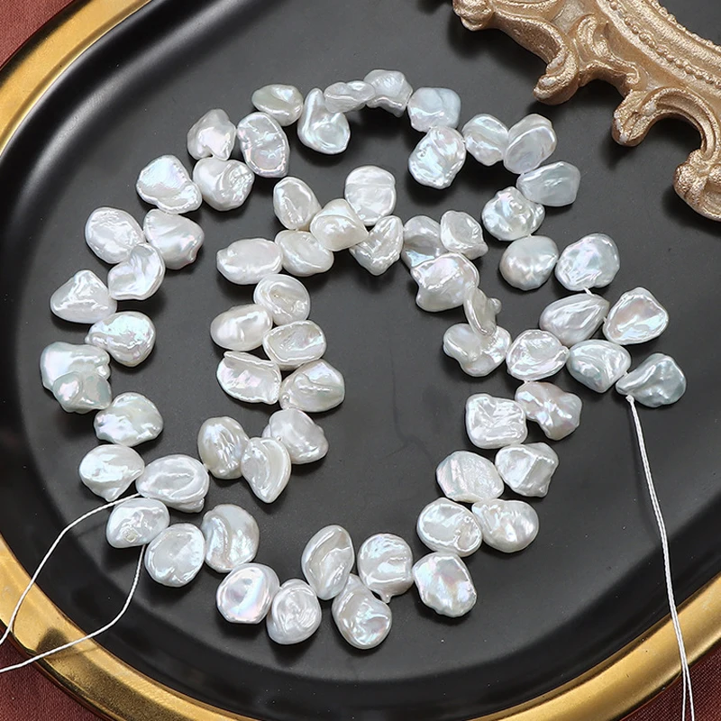 Strong light, thick petal, pearl, cold light, 8-9mm, three seven hole, Baroque, natural, seedless DIY