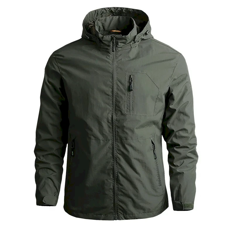 Como usar jaqueta militar para criar looks modernos e cheios de personalidade?