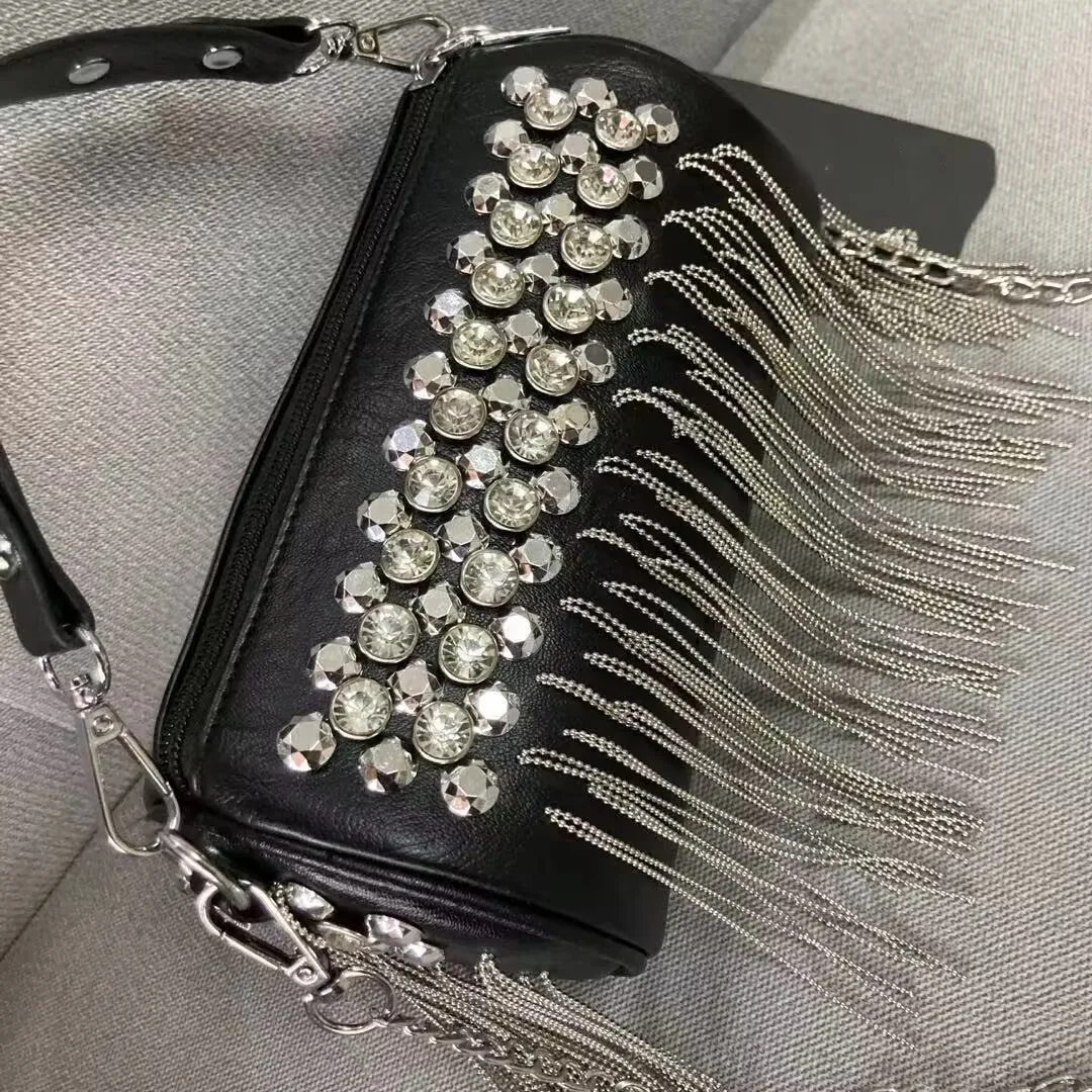 

Mini Tassel Rivet Handbag Fashion Shoulder Bags For Women Crossbody Bag Female Travel Handbags Summer Phone Bag Bucket Bag