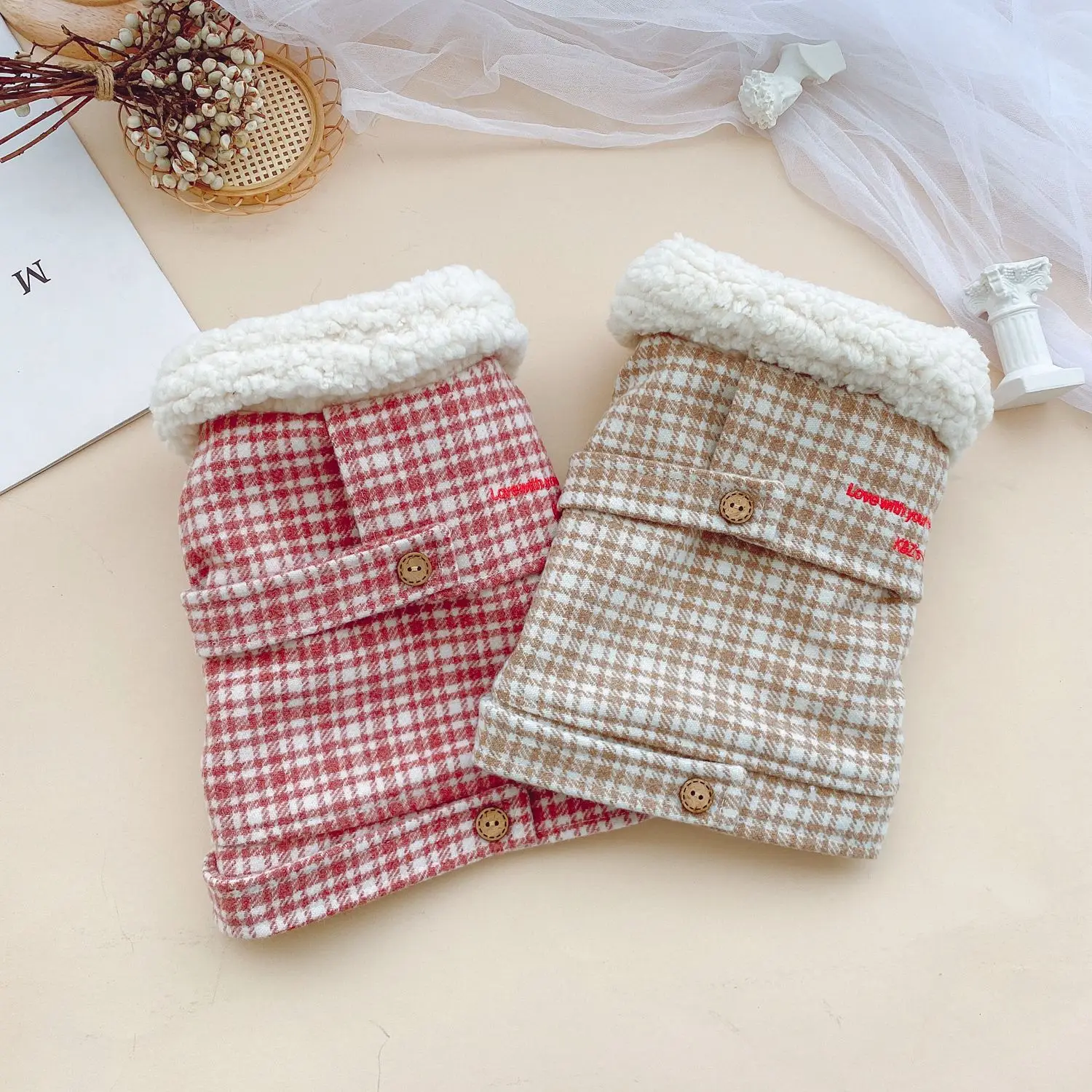 Autumn Winter Pet Plaid Woolen Coat Teddy Two Tone Plaid Fur Collar Coat Cat Clothes Puppy Clothes Dog Clothes for Small Dogs