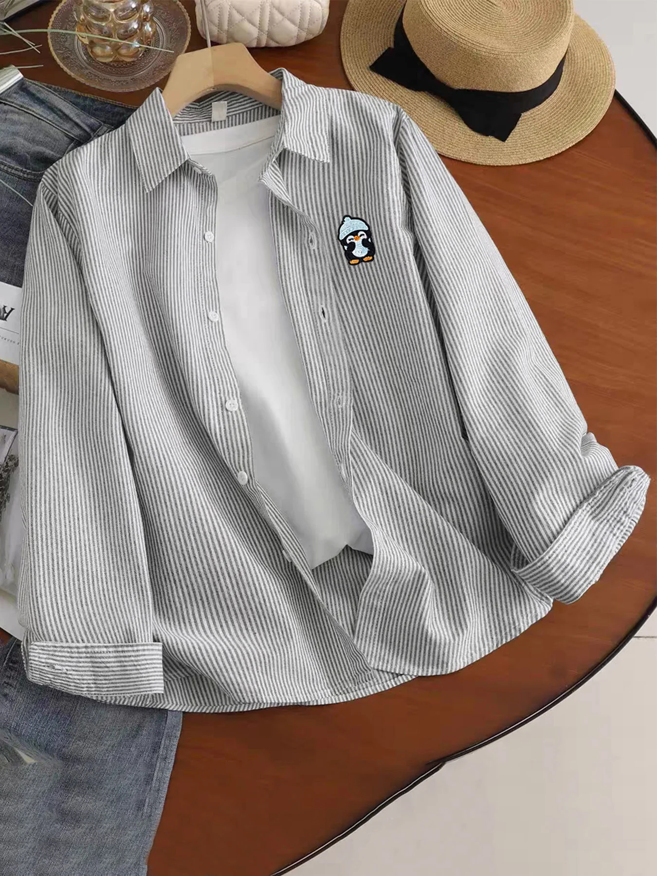 

Minimalist Trendy Men's Spring and Autumn Thin Cartoon Fun Penguin Pattern Long Sleeve Casual Shirt