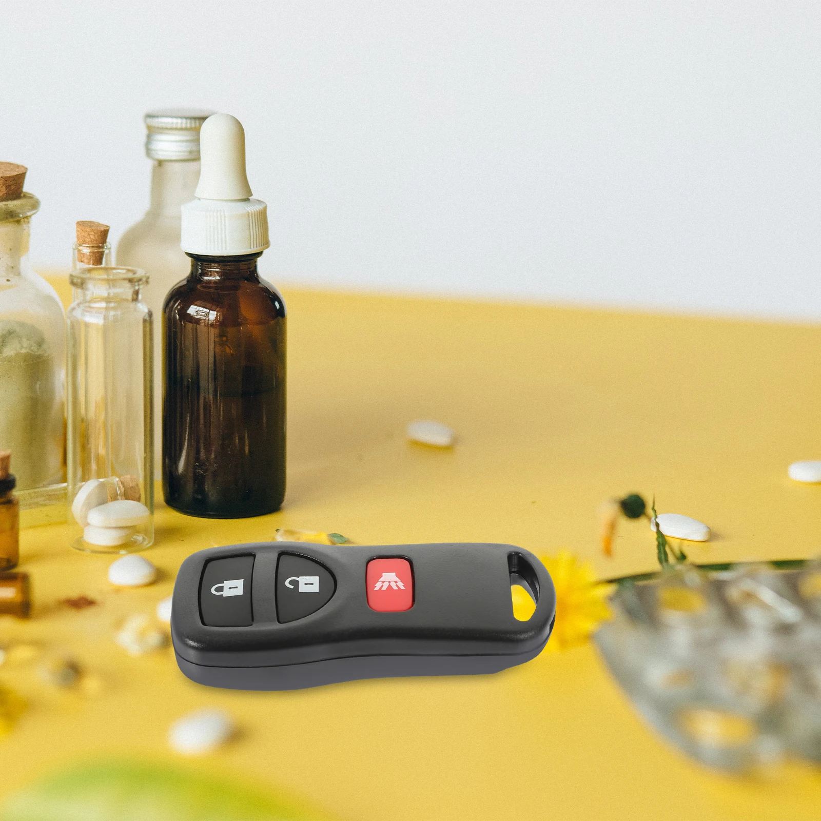 

Car Key Shaped Storage Box Hidden Money Container Portable Fake Key Decor Cash Holder Mini Storage