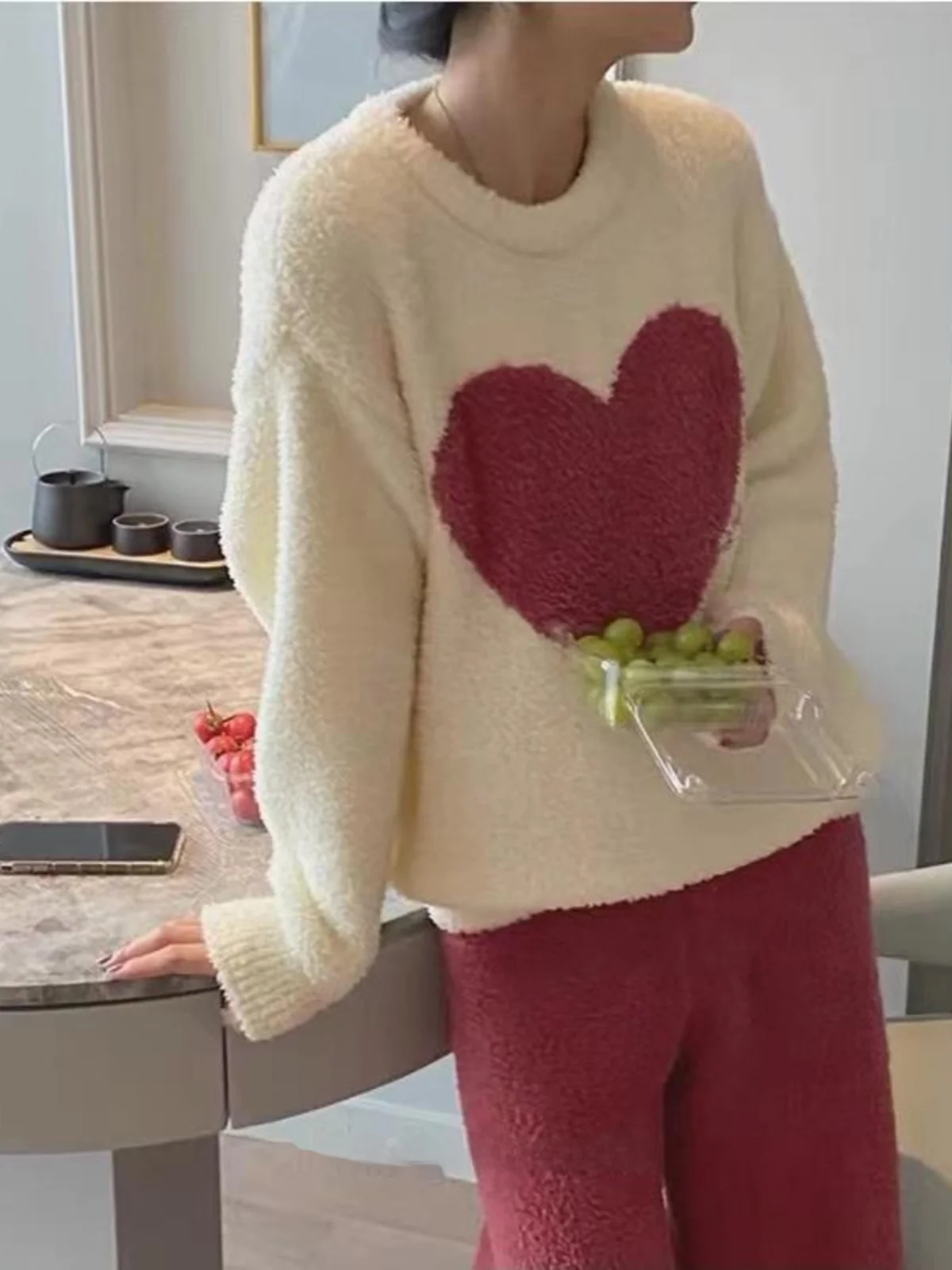 Thick Coral Fleece Pajamas Women's Cute Plush Long Sleeve Home Clothes Set Warm Autumn Winter Sleepwear round Neck Home Suit