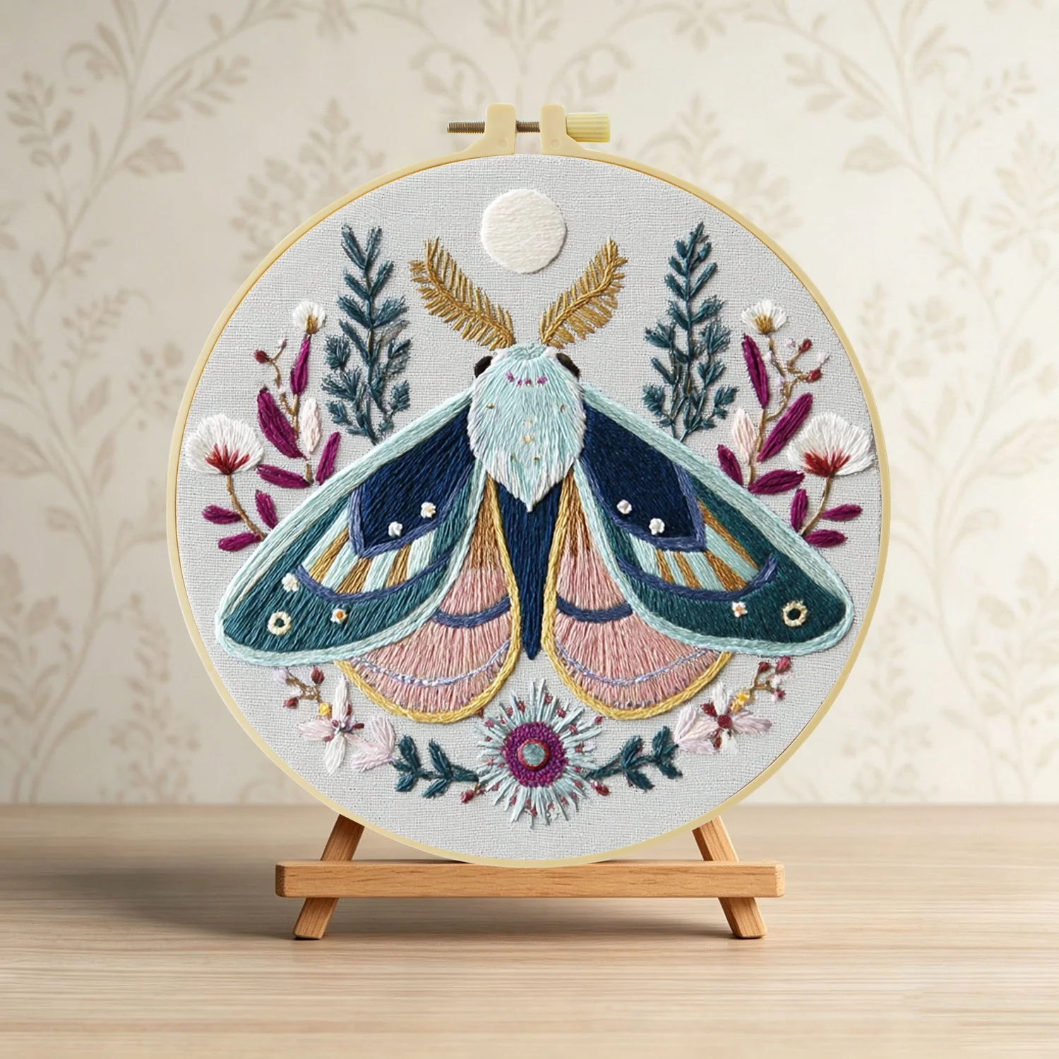 Große Motte mit Blumen 1 Stück DIY Stickerei-Material-Set für Anfänger Stickerei-Starter-Kit Kreuzstich-Kunst als Geschenk Nadelarbeit – Detail 4