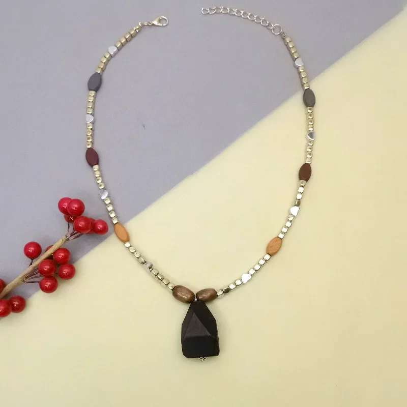 Women's Vintage Statement Necklace with Geometric Wooden Pendant and Mixed Wood Beads Jewelry for Women Daily Wear Earth Tone