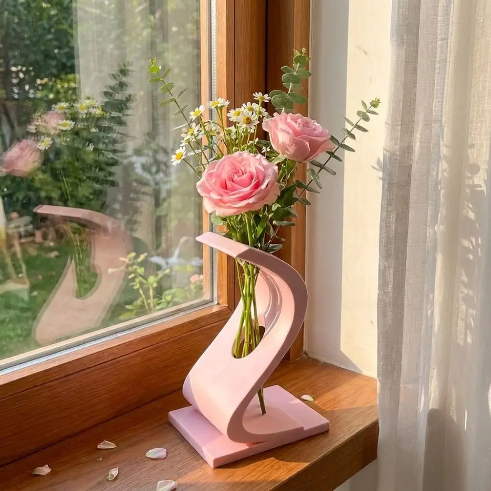 3D Printed S-shaped Twisted Vase Minimalist Geometric Art Flower Bouquet Holder Hollow Out Plastic Flower Ware Living Room