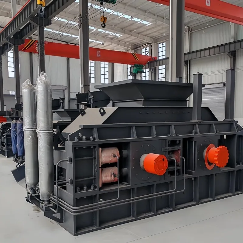 Hydraulic Double Tooth Roll Crusher Machine for Gravel Sand Stone Crushers Smooth Teeth Type Roller Crusher Manufacturer