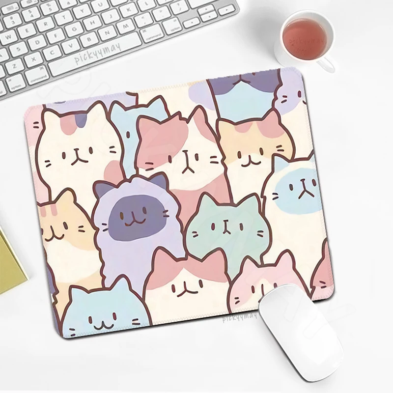 

Locking Edge Mouse Mats Small Mouse Pad XXS Mousepads Cute Cat Mousepad Notebook Desk Pads Keyboard Mat 20x25cm