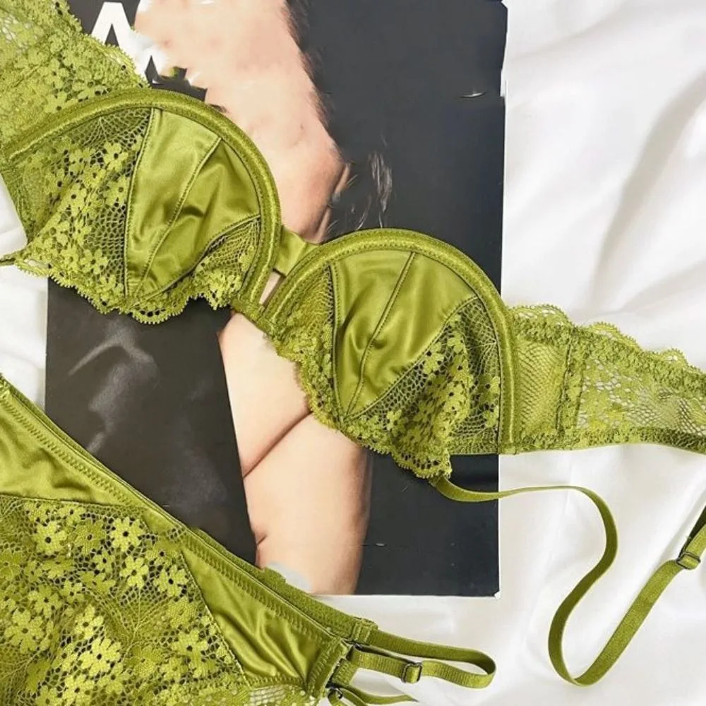 حمالة صدر شبكية غير قابلة للانزلاق من الدانتيل على شكل زهرة مقاومة للصدمات من الحرير الساتان حمالة صدر رافعة ملابس داخلية مضادة للترهل للنساء في الصيف