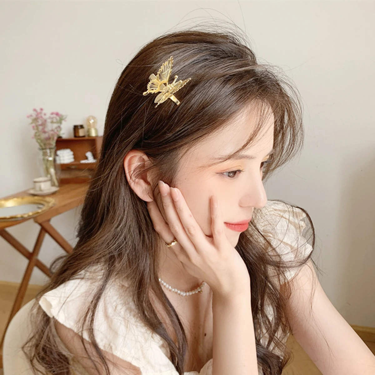 

1 Pcs Fashion Exquisite Movable Hollow Butterfly Hair Clips For Women Girls Party Hair Accessories