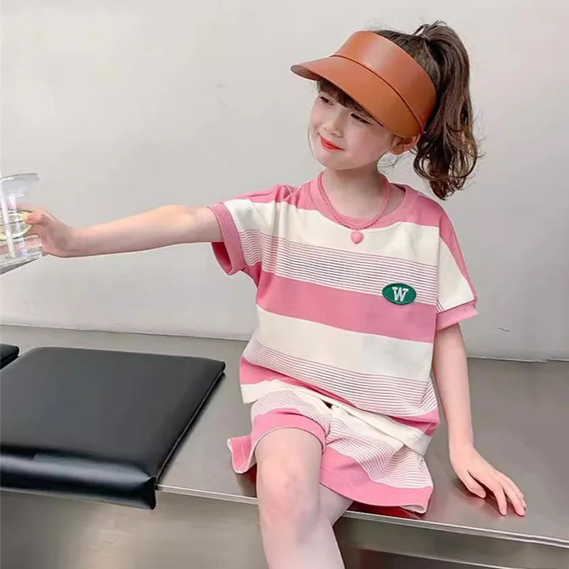 

Girl Summer Sports Sets 2024 Kids Short Sleeves Fashion Suit Children Trends Striped Top+Shorts 2Pcs Outfits Teenager Clothes