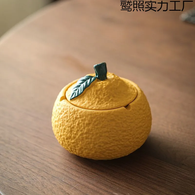 

10*10 см уродливая оранжевая пепельница с крышкой из смолы с защитой от дыма для офиса и дома, креативное украшение для журнального столика для гостиной