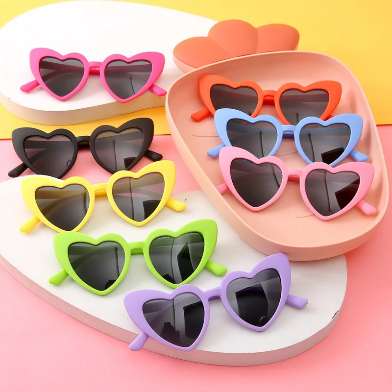 Vintage Kids Heart-Shaped Sunglasses Girls Boy Cute Sunglasses Sun Glasses Children Cartoon Eyewear Outdoor Wedding Decor