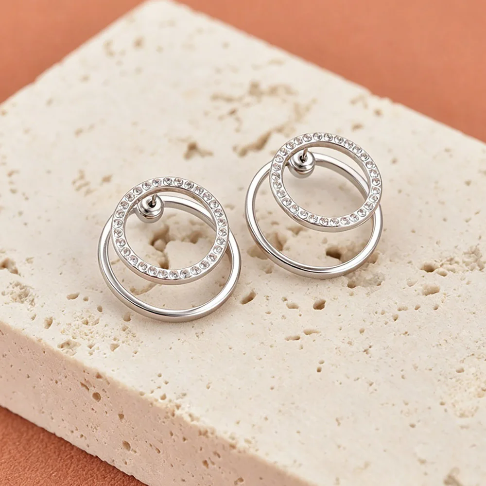JeeMango Zarte Kreis-Ohrstecker mit vollem Zirkon für Damen, 18 Karat Gold, PVD-beschichteter Edelstahl, Ohrringe, Modeschmuck, E26104 – Detail 4