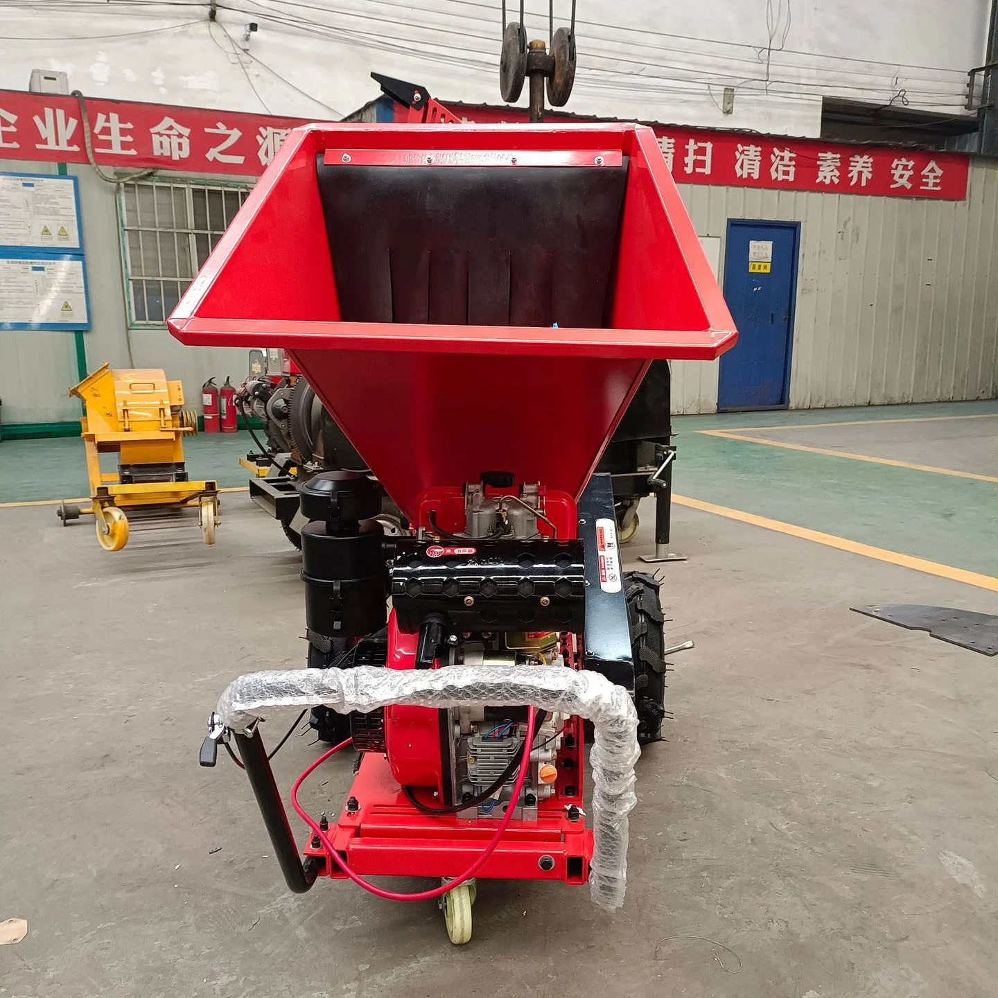 

Home Gasoline Grass Crusher Farming Agricultural Guillotine Grass Cutter Shredder Wood Chipper Machine Garden Wood Chipper