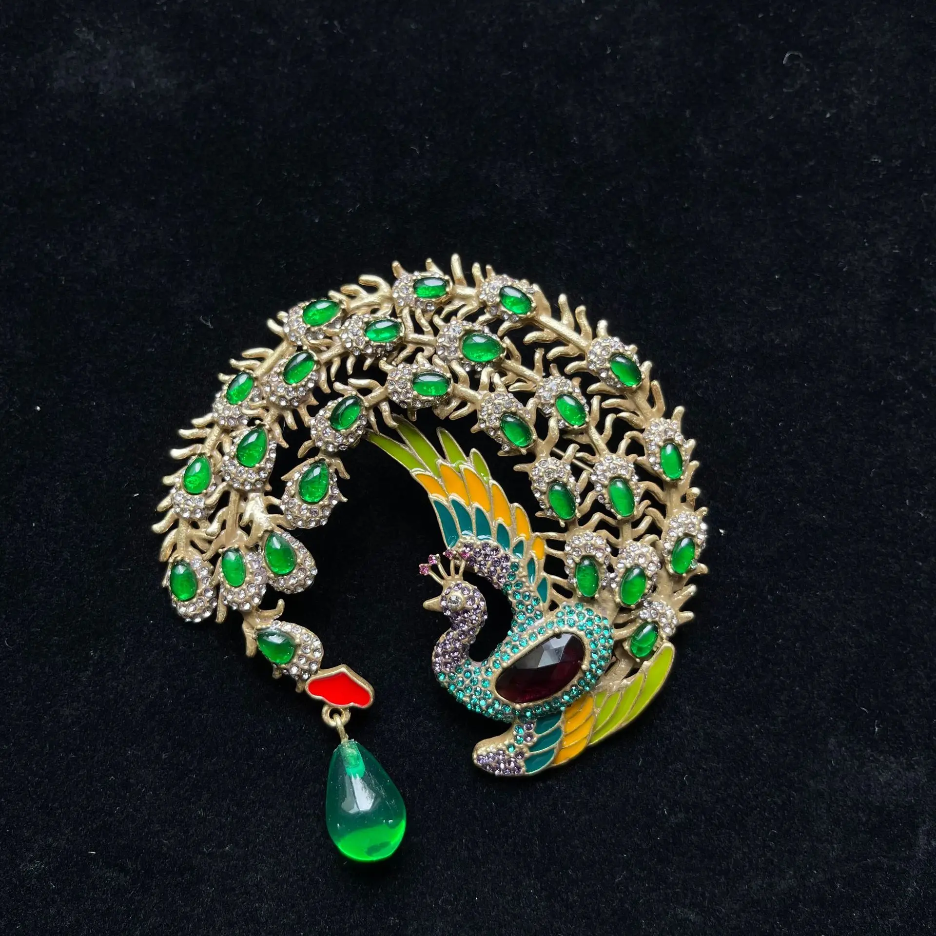 

Vintage Peacock Feather Brooch Rhinestones Glass Peacock Pendant Animal Pin Sweater Lapel Pin Jewelry Birthday Gifts for Women