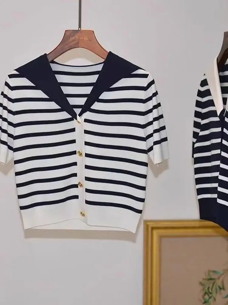 

Slim Fit Striped Ice Silk Knitted Top Women's ort Sve V-Ne Navy Collar Faionable Youthful Summer New Sle T-irt