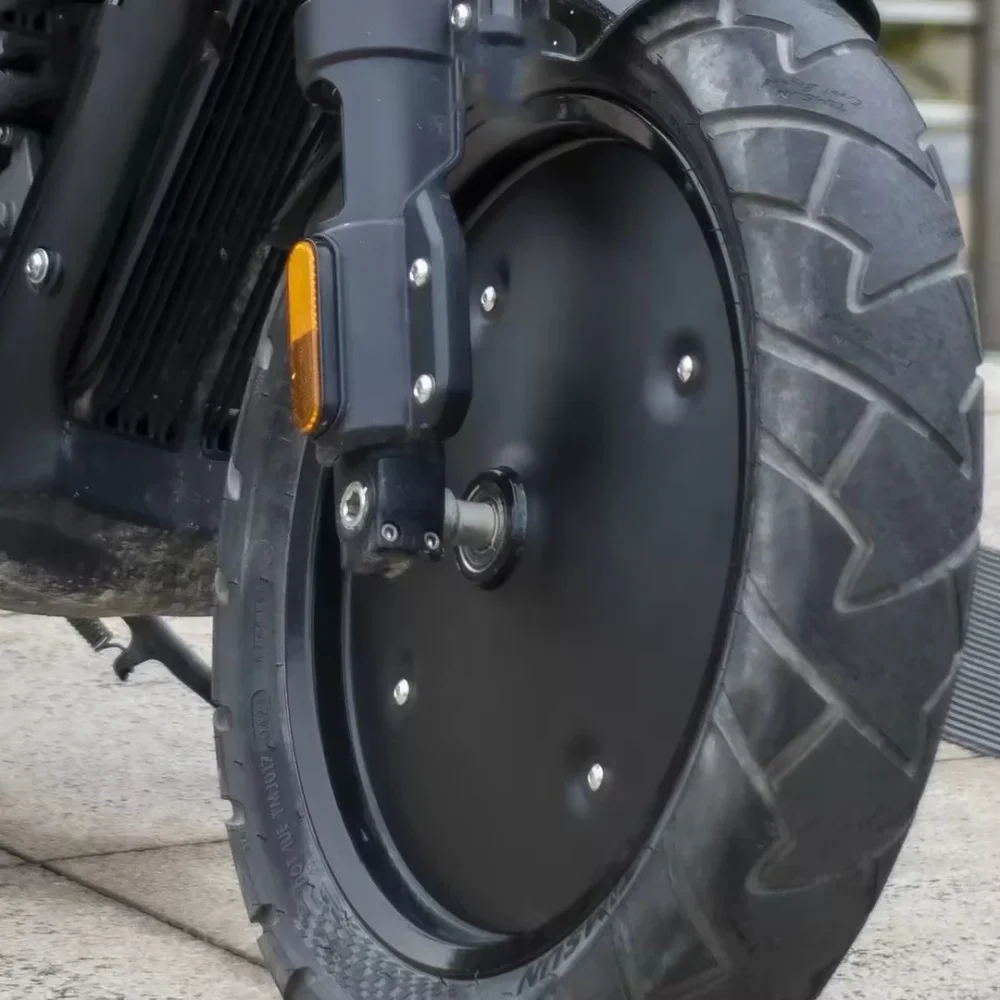 

For Benda Chinchilla 300 closed hub rim cover modified to fully cover aluminum alloy wheel cover Black Warrior