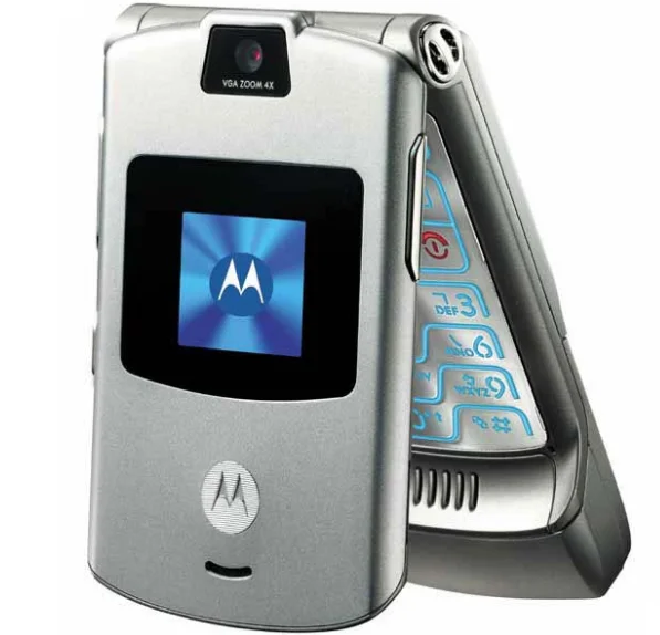 Unlocked Motorola RAZR V3 GSM 850 / 900 / 1800 / 1900 Refurbished Cellphone Quality Assurance 1 Year Warranty Flip Phone