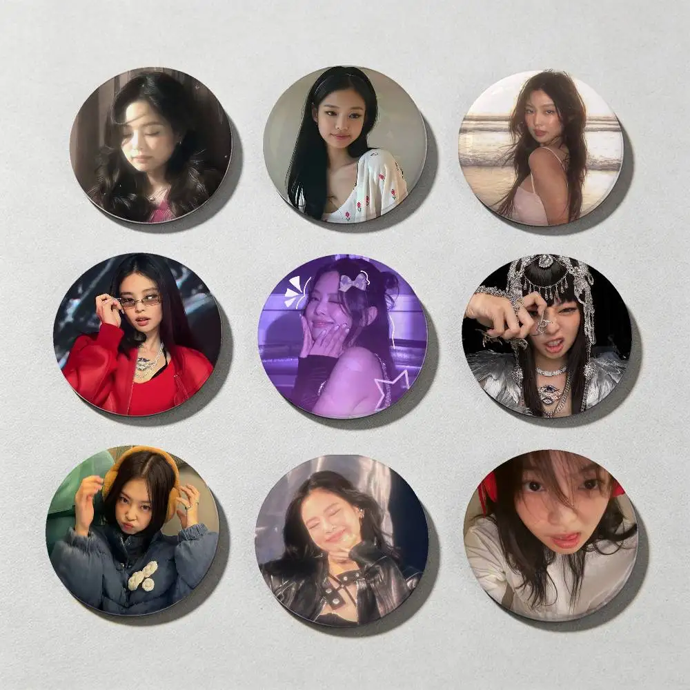 Album J-JennieS Laser diamond texture Button Pins Tinplate Brooches Cartoon Creative Badge For Backpack Clothes Decor