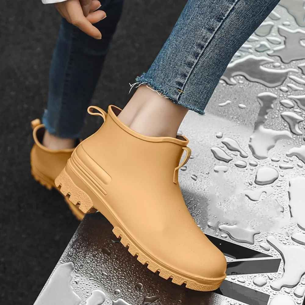 

Непромокаемые сапоги с короткими трубками, однотонные нескользящие утолщенные водные сапоги, износостойкие водонепроницаемые резиновые бахилы на платформе