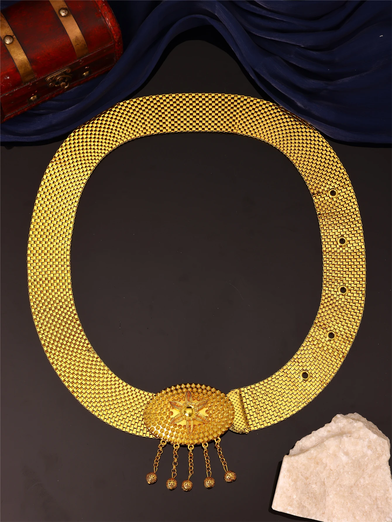 

Винтажный модный женский пояс для халата с металлическими бусинами и металлической цепочкой на талию для женских свадебных и праздничных ремней