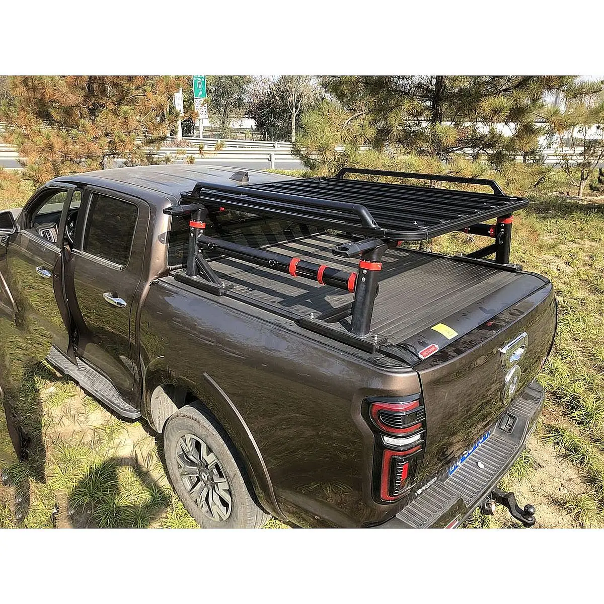 Accessori esterni per camioncino Roll Bar multifunzionale regolabile Rack Letto Scaletta Rack Tetto per F150 Ranger Hilux Tacoma