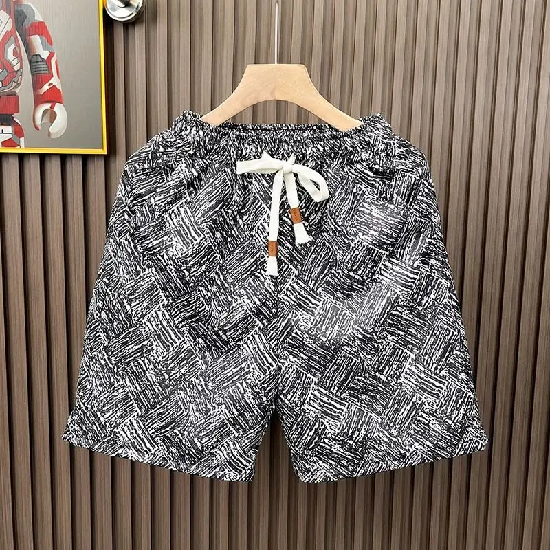Men's Hawaiian Style Beach Shorts Quick Dry Ice Silk Summer Casual Shorts Breathable Thin Home Sleep Pants Loose Fit